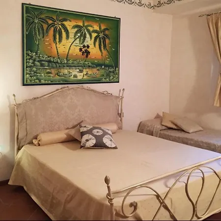 Giulia Piscina E Giardino Privato Stintino