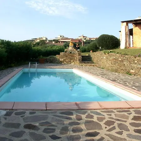 Giulia Piscina E Giardino Privato Stintino